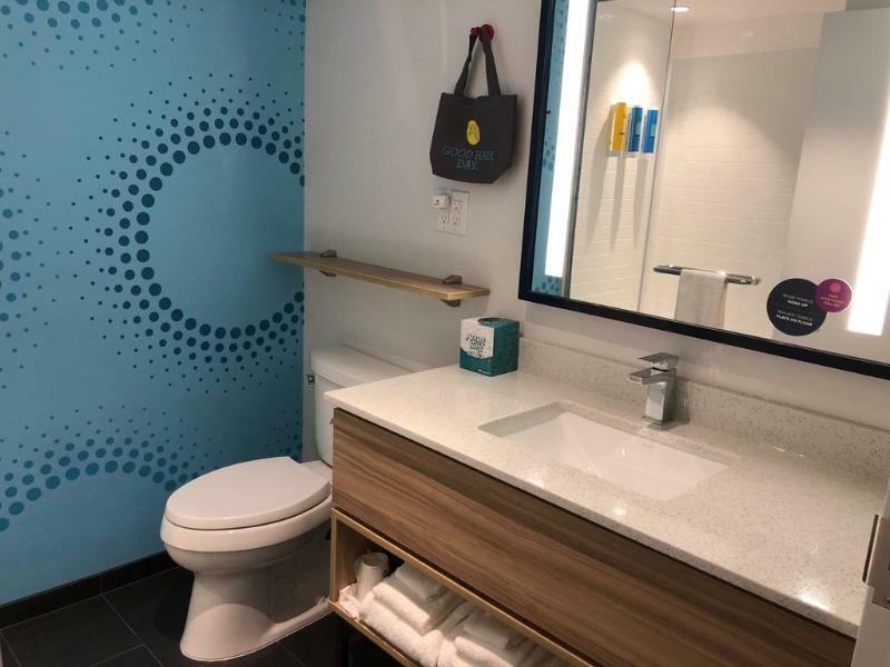 Tru By Hilton Edmonton Windermere Eksteriør bilde
